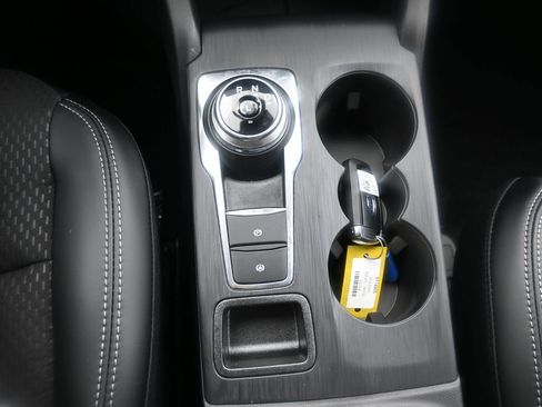 New 2026 Ford Escape SE image 28