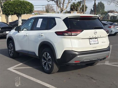Used 2023 Nissan Rogue SV image 6