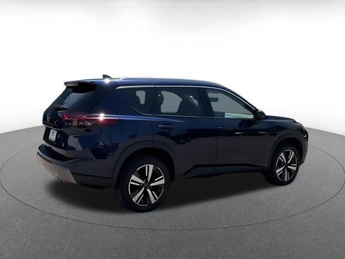 Used 2026 Nissan Rogue SL FWD image 12