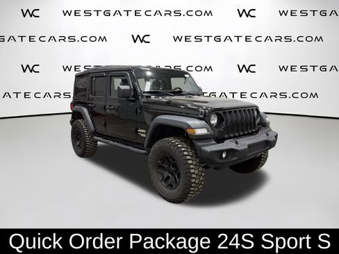 Used 2019 Jeep Wrangler Unlimited Sport S image 2