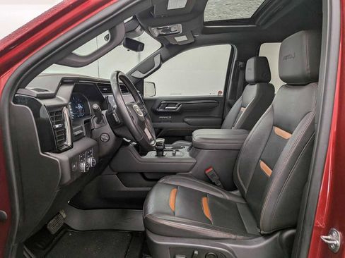 Used 2023 GMC Sierra 1500 AT4 w/ Technology Package image 18