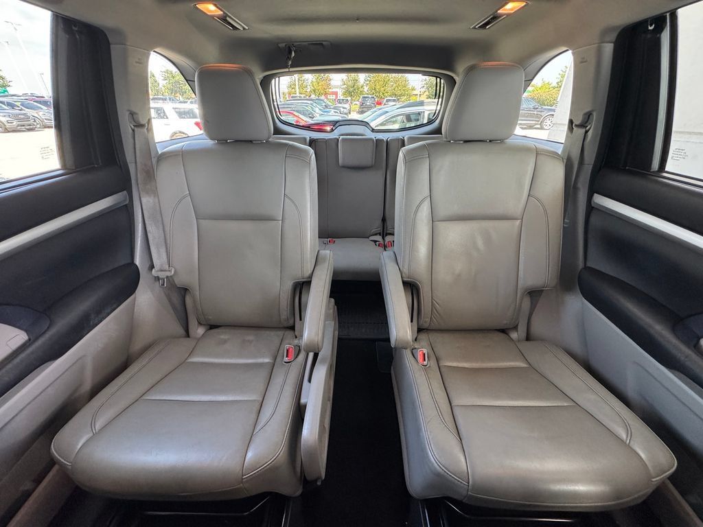 Used 2016 Toyota Highlander XLE w/ Protection Package #3 AWD/4WD image 29