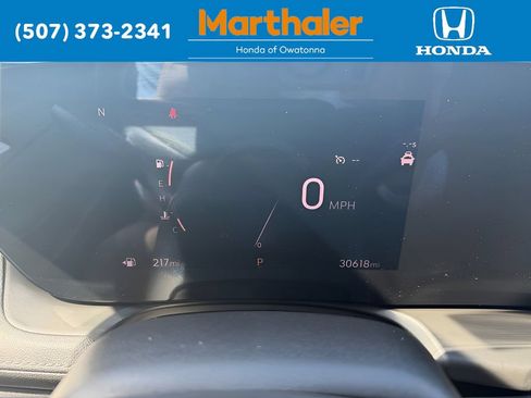 Used 2025 Buick Encore GX Preferred AWD/4WD image 13