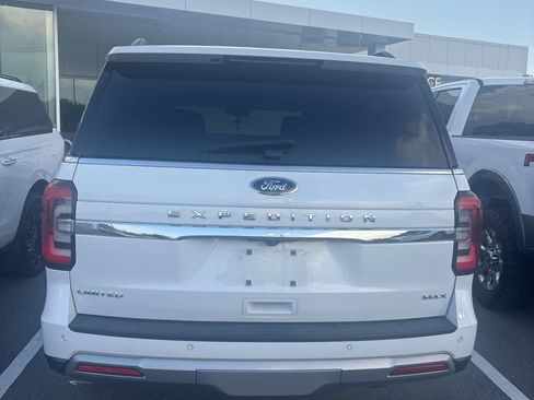 Used 2023 Ford Expedition Max Limited image 3