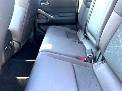 New 2026 Nissan Frontier SV w/ SV Convenience Package image 15