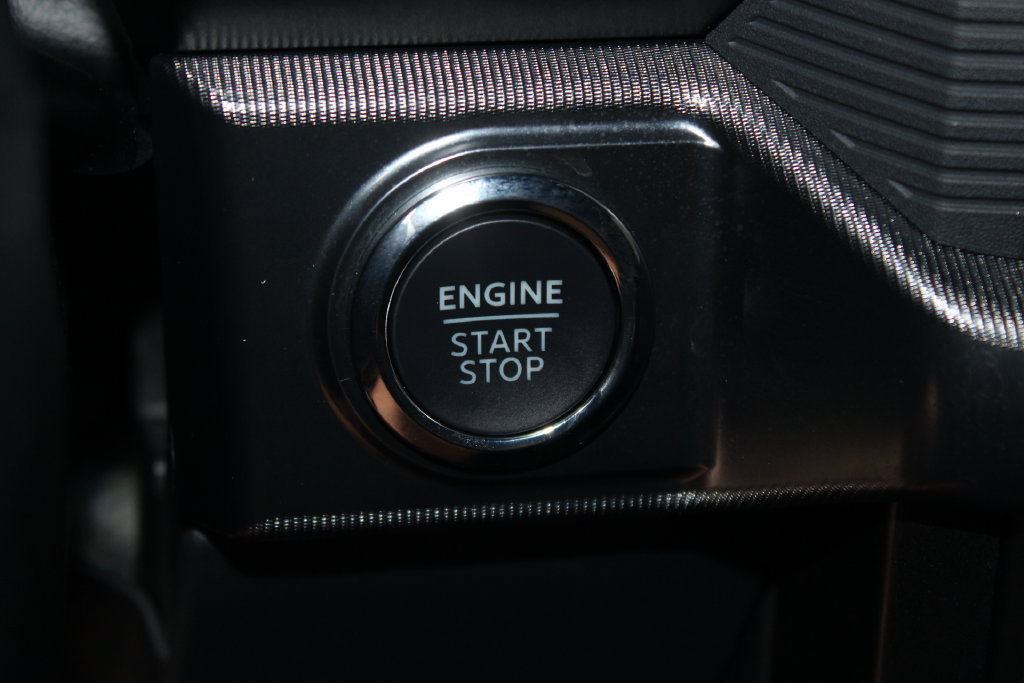 Used 2025 Ford F150 Raptor AWD/4WD image 43