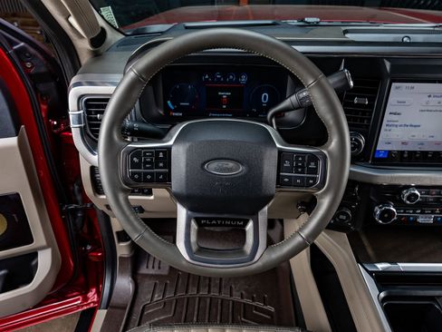 Used 2025 Ford F250 Platinum w/ Platinum Plus Package image 20