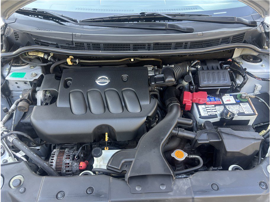 Used 2008 Nissan Versa Hatchback w/ Convenience Pkg FWD image 11