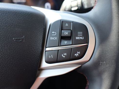 New 2026 Ford Explorer Active w/ Active Comfort Package image 18