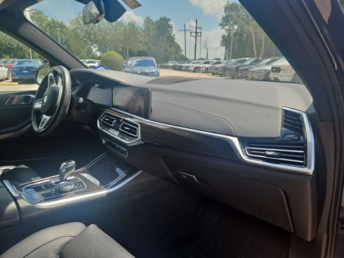 Used 2020 BMW X5 M50i w/ Dynamic Handling Package AWD/4WD image 19