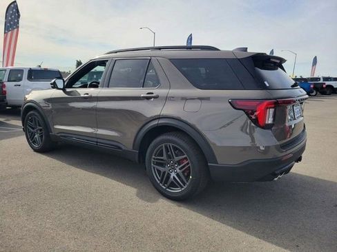 New 2026 Ford Explorer ST w/ Sun And Sound Package image 3