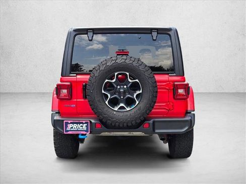 Used 2022 Jeep Wrangler Unlimited Rubicon 4xe AWD/4WD image 6