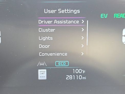 Used 2025 Kia Niro LX FWD image 7