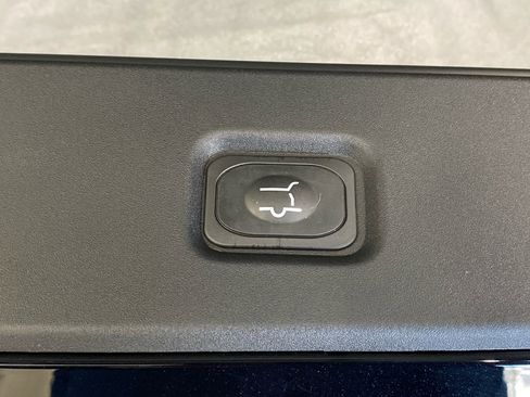 New 2026 Ford Expedition Max Active image 17