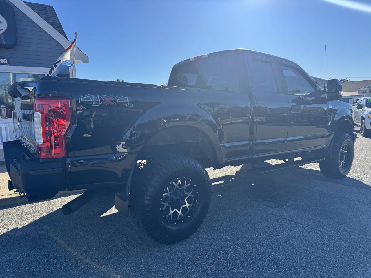 Used 2017 Ford F250 XL w/ Power Equipment Group AWD/4WD image 11