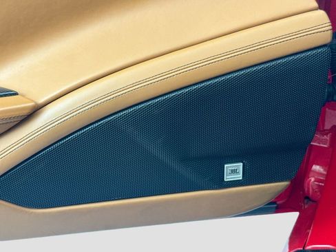 Used 2014 Ferrari 458 Spider image 19