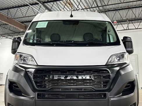 Used 2023 RAM ProMaster 3500 FWD image 3