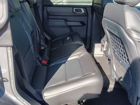 New 2025 Ford Bronco Badlands image 29