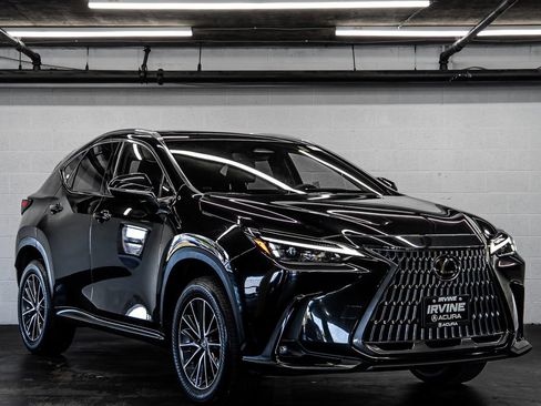 Used 2024 Lexus NX 250 FWD image 7