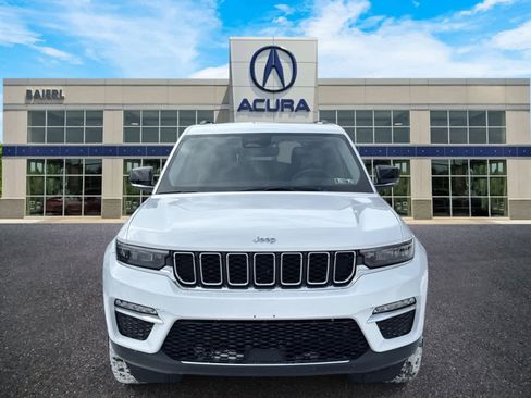 Used 2023 Jeep Grand Cherokee Limited AWD/4WD image 8