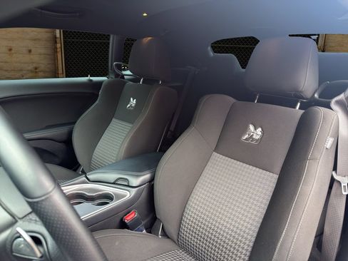 Used 2021 Dodge Challenger R/T Scat Pack RWD image 5