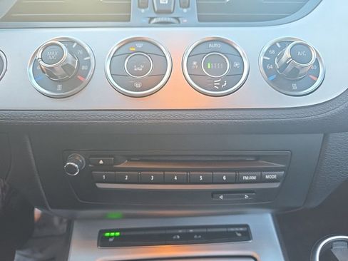 Used 2013 BMW Z4 sDrive28i image 28