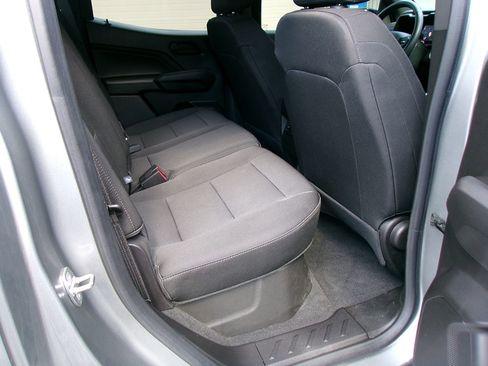 Used 2023 Chevrolet Colorado Trail Boss w/ Advanced Trailering Package image 14