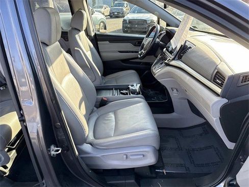 Used 2018 Honda Odyssey EX-L image 9