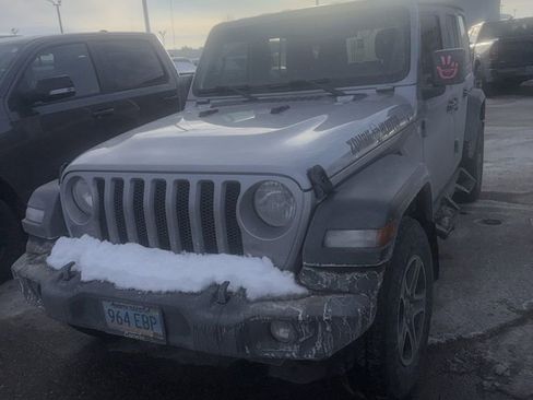 Used 2018 Jeep Wrangler Unlimited Sport S image 4