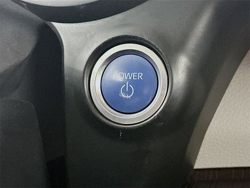 Used 2024 Toyota Sienna LE image 27