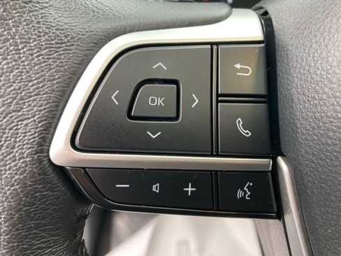 Certified 2024 Toyota Sienna XLE image 27