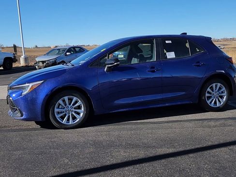 New 2026 Toyota Corolla SE image 2