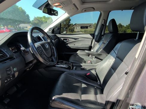 Used 2016 Honda Pilot Touring image 9
