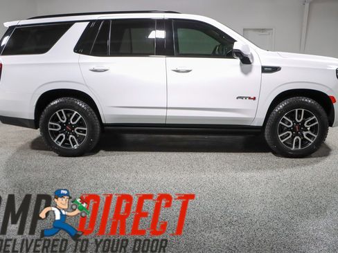 Used 2024 GMC Yukon AT4 w/ AT4 Premium Plus Package AWD/4WD image 6