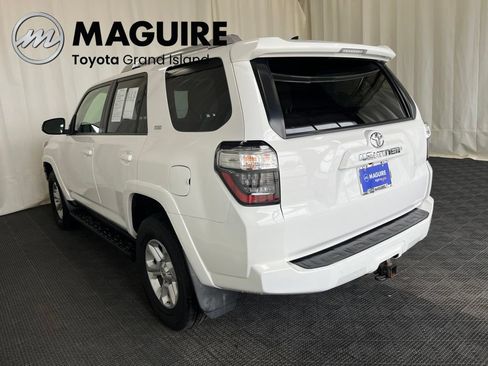 Used 2018 Toyota 4Runner SR5 Premium AWD/4WD image 30