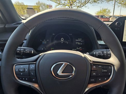 New 2026 Lexus UX 300h AWD image 11