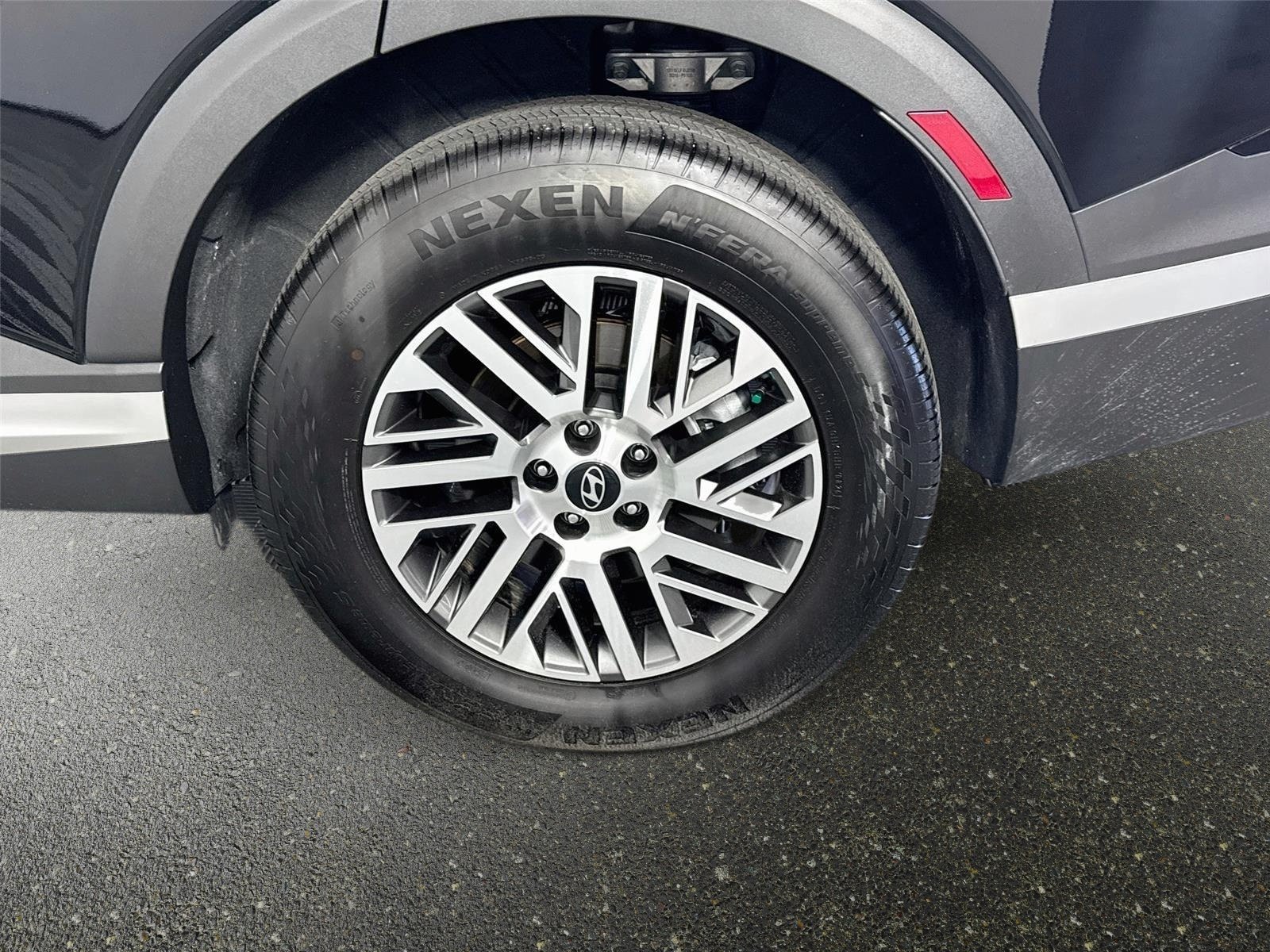 Certified 2026 Hyundai Palisade SEL FWD image 32