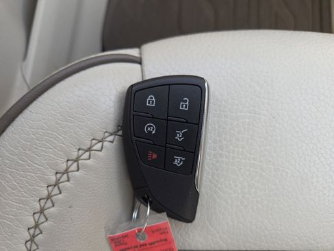 Used 2023 GMC Yukon Denali image 42