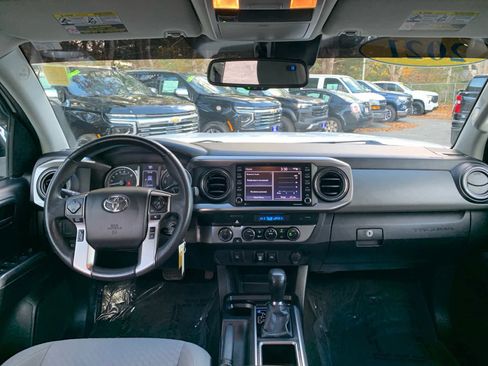 Used 2021 Toyota Tacoma SR5 image 36
