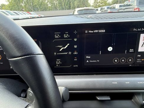 Used 2024 Kia EV9 Light Long Range RWD image 29