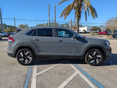 New 2026 Volkswagen Atlas Cross Sport SEL AWD/4WD image 7