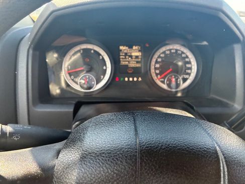 Used 2013 RAM 1500 Classic SLT RWD image 17