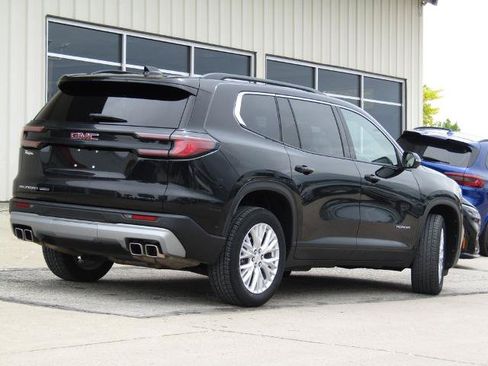 Used 2024 GMC Acadia Elevation AWD/4WD image 3