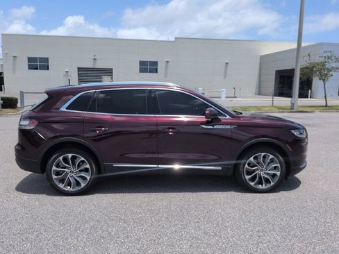 Used 2023 Lincoln Nautilus Reserve w/ Equipment Group 201A AWD/4WD image 4