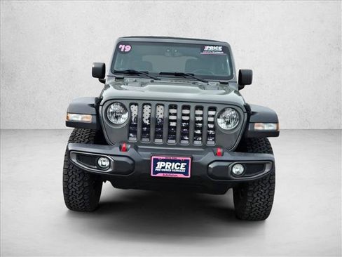 Used 2019 Jeep Wrangler Unlimited Rubicon AWD/4WD image 2
