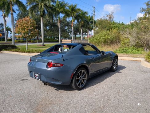 Used 2021 MAZDA MX-5 Miata RF Grand Touring image 4
