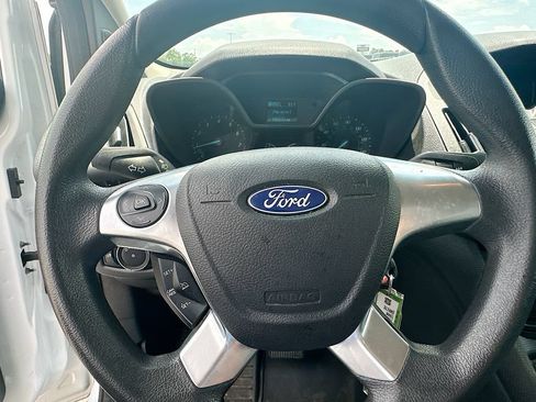 Used 2018 Ford Transit Connect XL FWD image 17