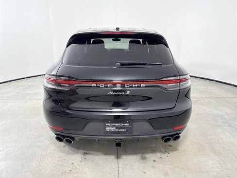 Certified 2021 Porsche Macan S image 6