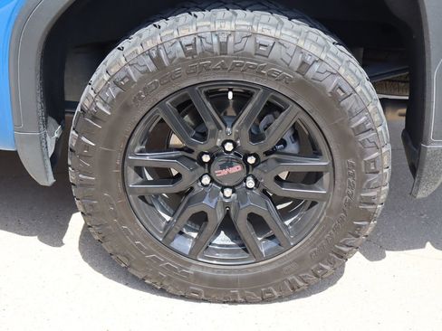 Used 2022 GMC Sierra 1500 Elevation w/ Elevation Premium Package AWD/4WD image 28