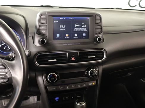 Used 2021 Hyundai Kona Limited w/ Cargo Package image 5